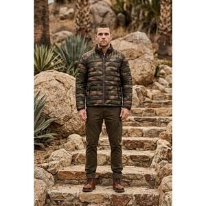 Tommy Hilfiger quilted packable puffer jacket men's Large camo